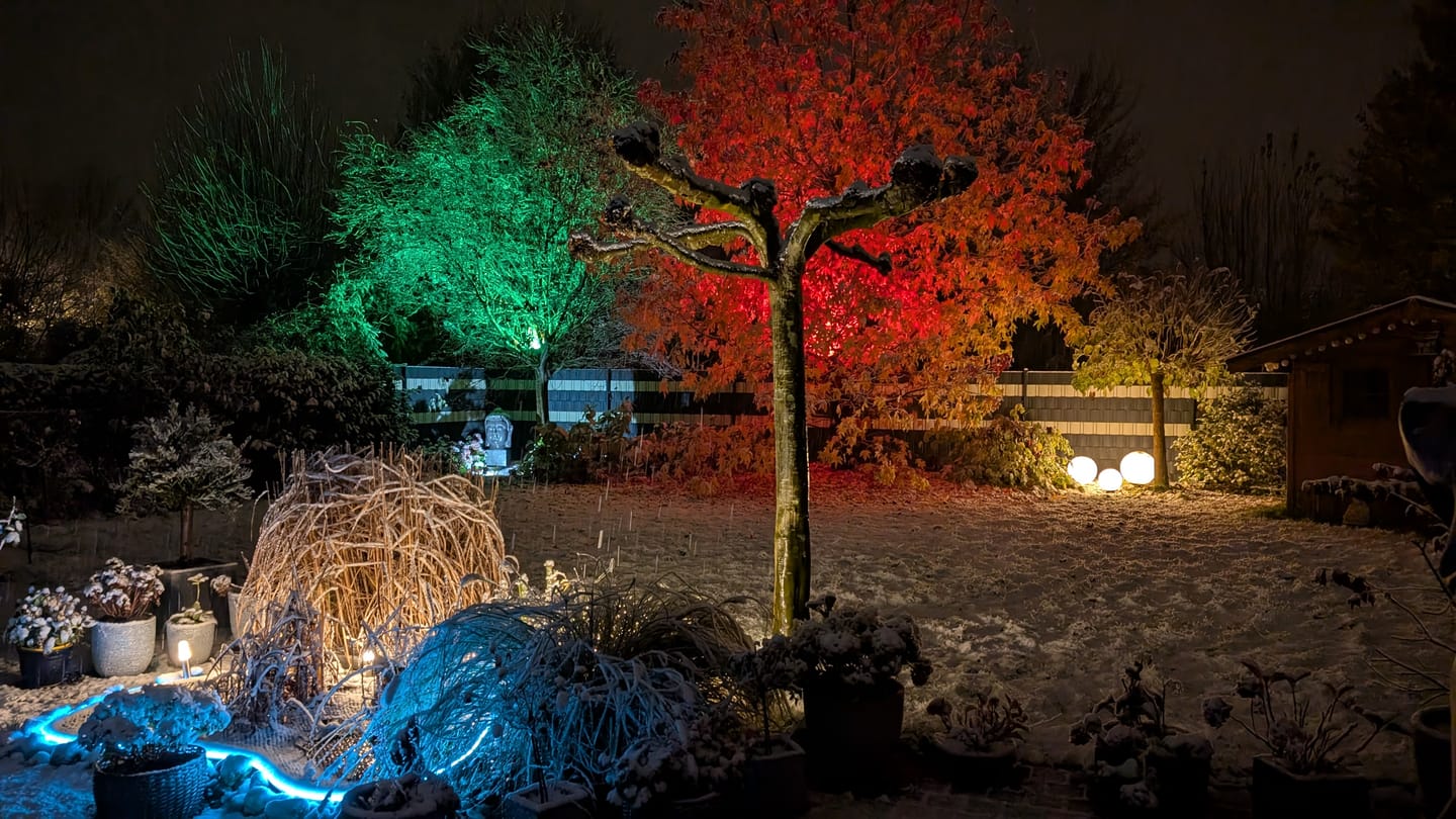 Customer photo review of LEDVANCE Wifi SMART+ Outdoor Neon Flex LED-Streifen RGBTW mehrfarbig 3m