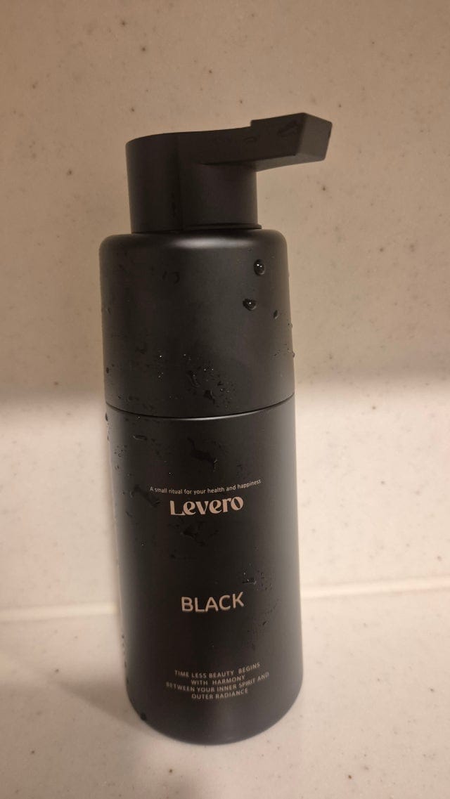 Customer photo review of Levero Coloring Shampoo — PPD-Free Grey Coverage 300ml