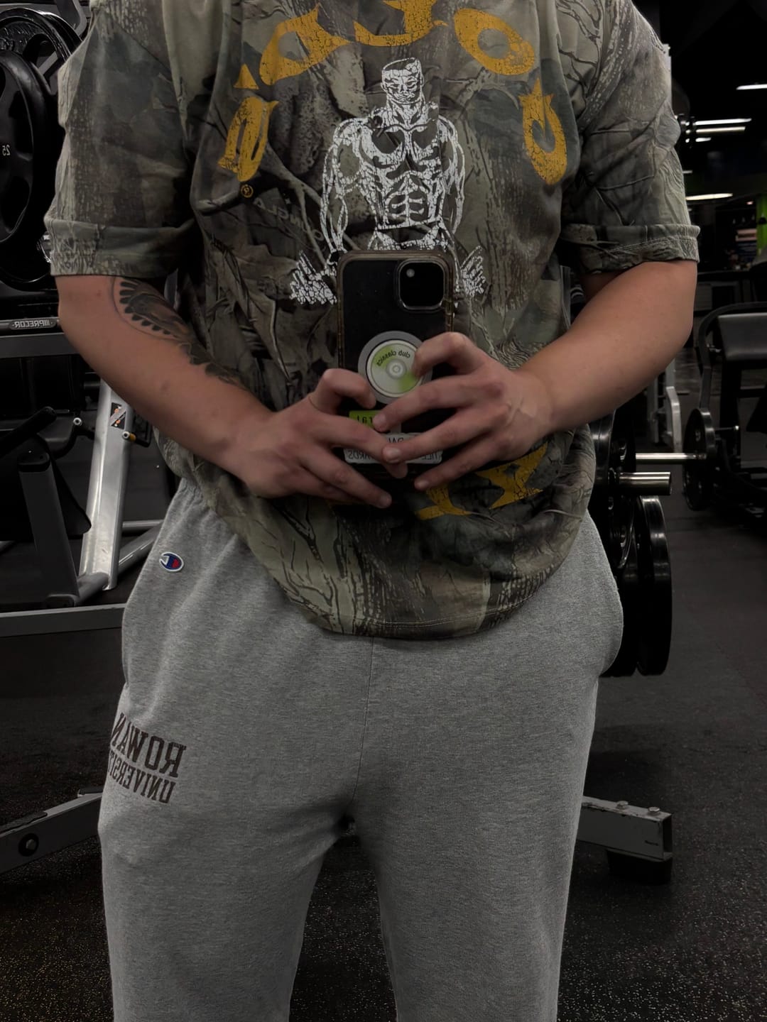 Customer photo review of 4213 - Gold's Iron Legacy Icon Tees