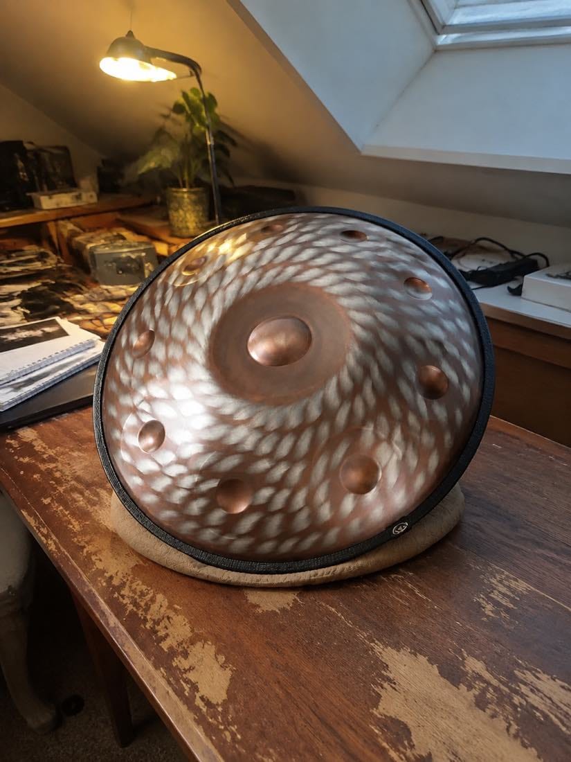 Customer photo review of Handpan Kurd D-Moll 10 Noten - Ember Steel Edition