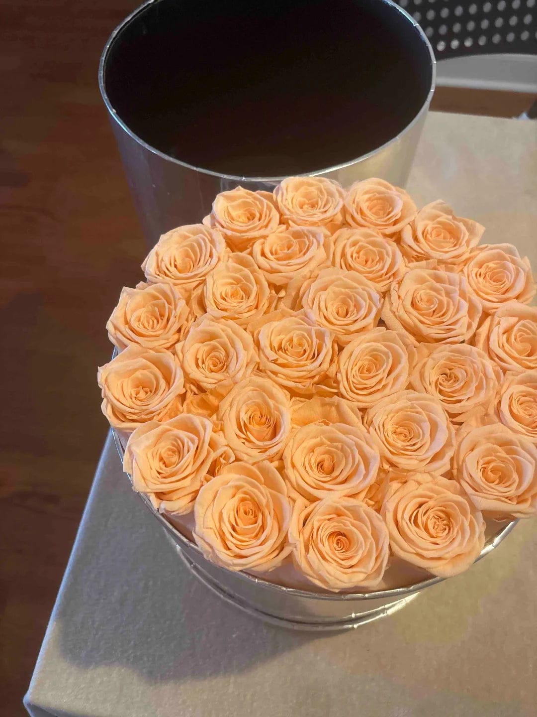 Customer photo review of Signature 2-Dozen Roses In Black Box