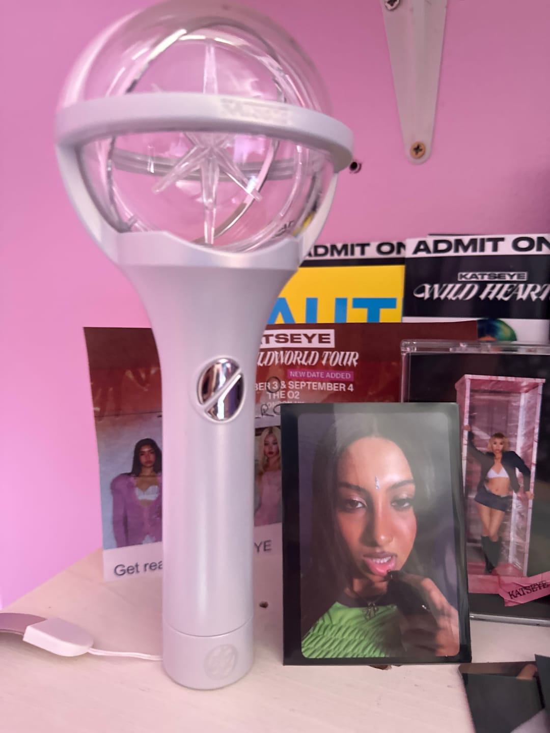 Customer photo review of KATSEYE Lightstick