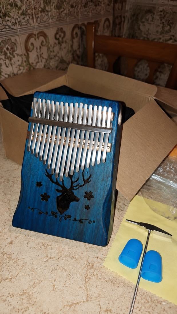 Customer photo review of Kalimba 17 Tasten - Mahagoni, Hirsch-Gravur