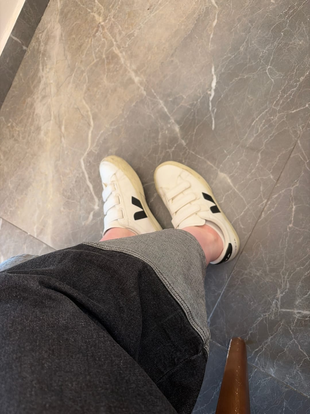Customer photo review of סניקרס עם סגירת סקוצ'ים לנשים Veja Recife