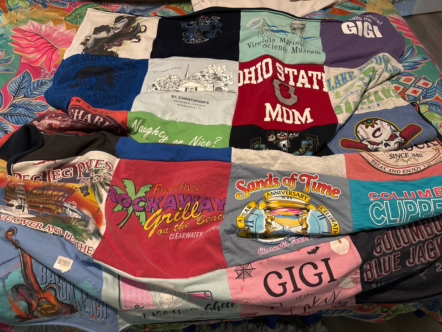 Customer photo review of Project Repat T-Shirt Quilt