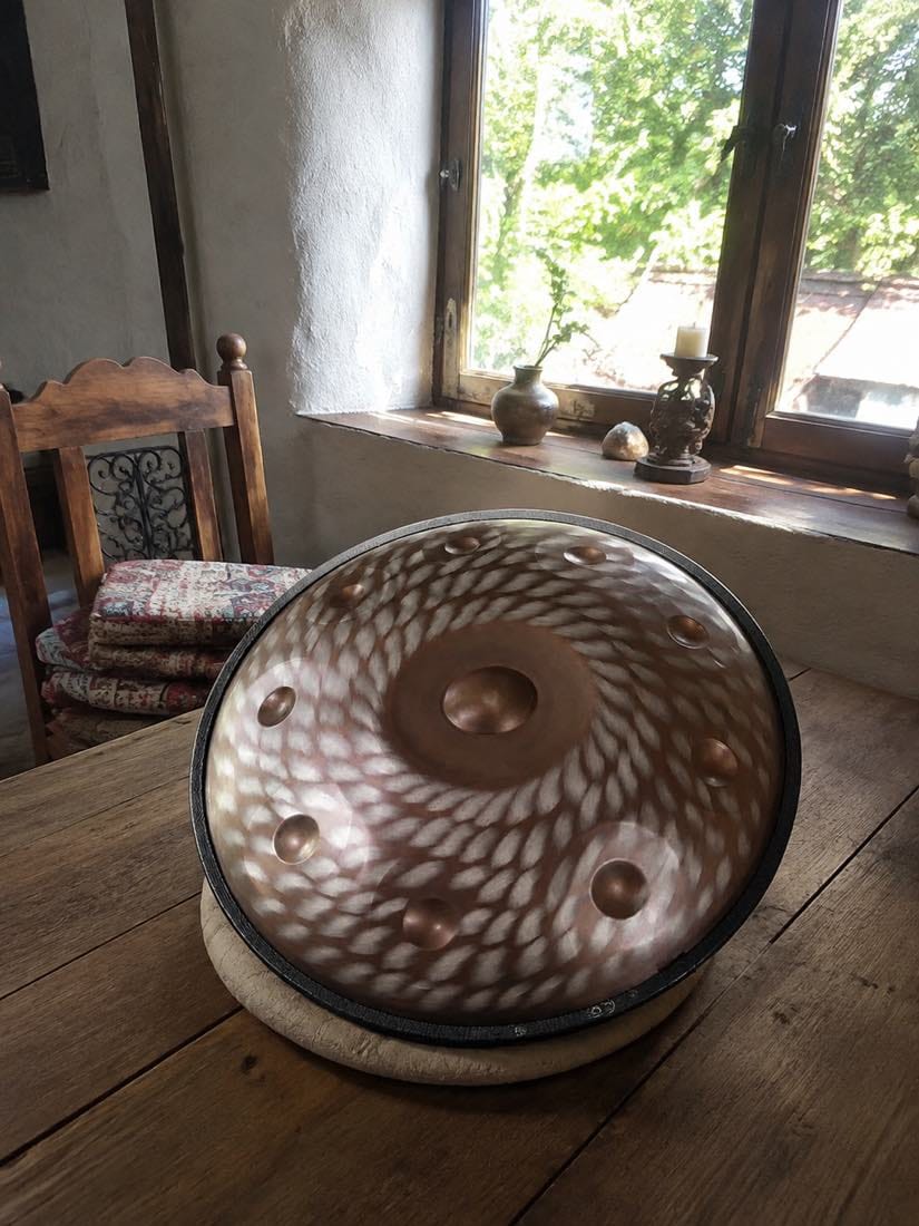 Customer photo review of Handpan Kurd D-Moll 10 Noten - Ember Steel Edition