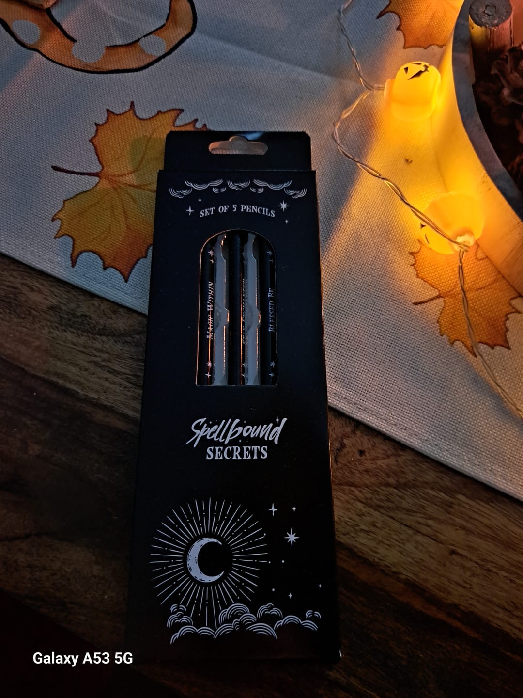Customer photo review of Witchy Zauberbuch Bleistifte - 5er Set für Notizen & Journaling