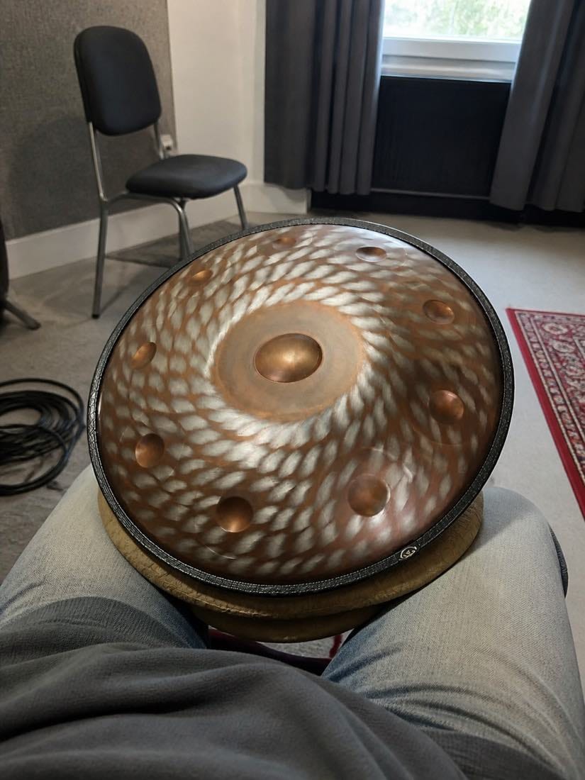 Customer photo review of Handpan Kurd D-Moll 10 Noten - Ember Steel Edition