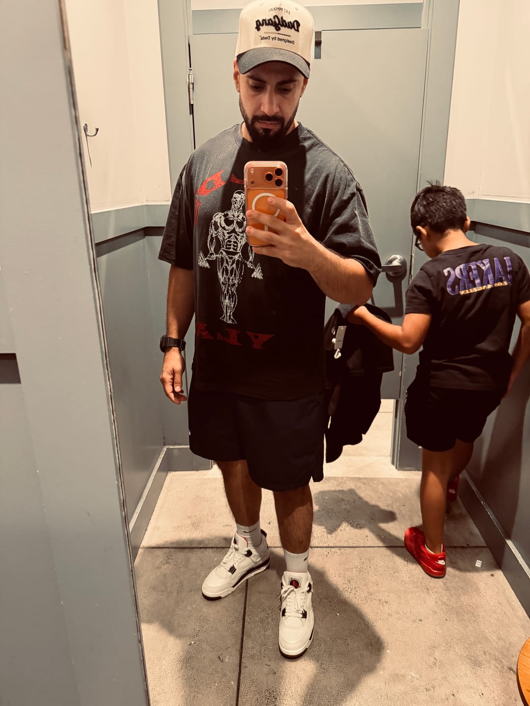 Customer photo review of 4002 - Golds Gym New Age Tees