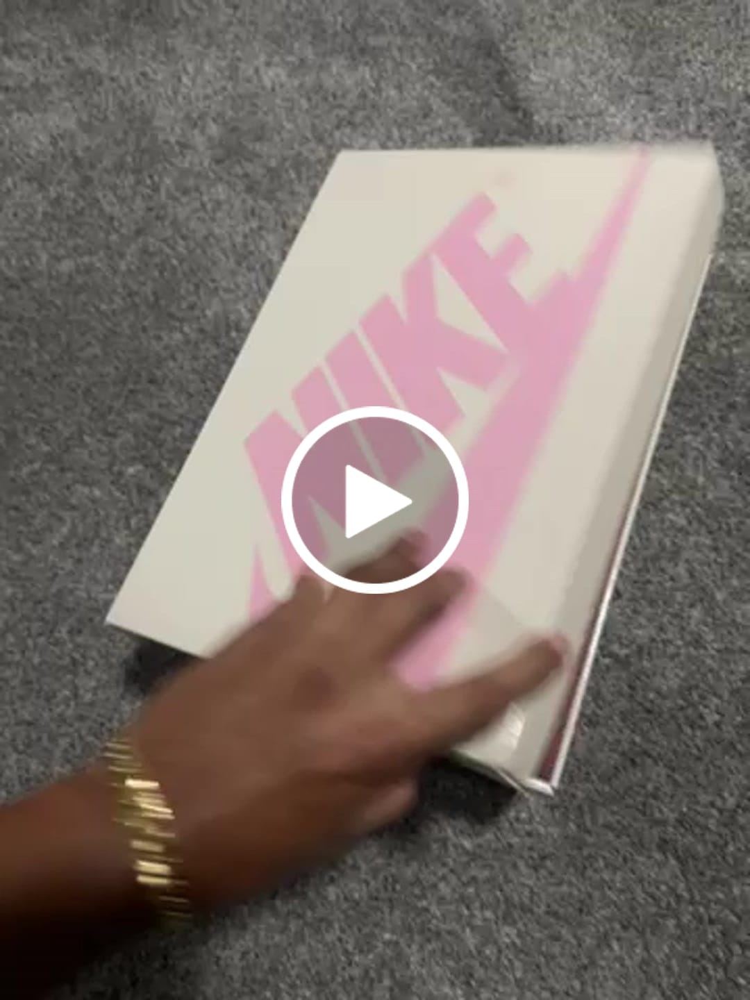 Customer video review of Jordan 1 Retro Low OG SP Travis Scott Shy Pink (PreOwned)