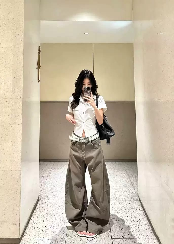 Customer photo review of XPKAEAX Vintage Print Backless Tie-Front Shirt – Slim Fit