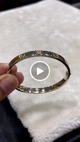 Customer photo review of LOVE BRACELET 6.1MM 4 DIAMONDS