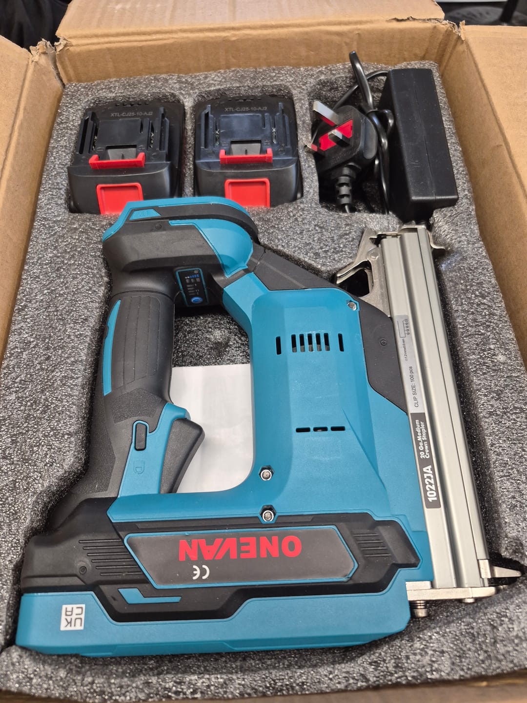 Customer photo review of ONEVAN Cordless Brushless Electric Nail Guns | For Makita 18V Battery