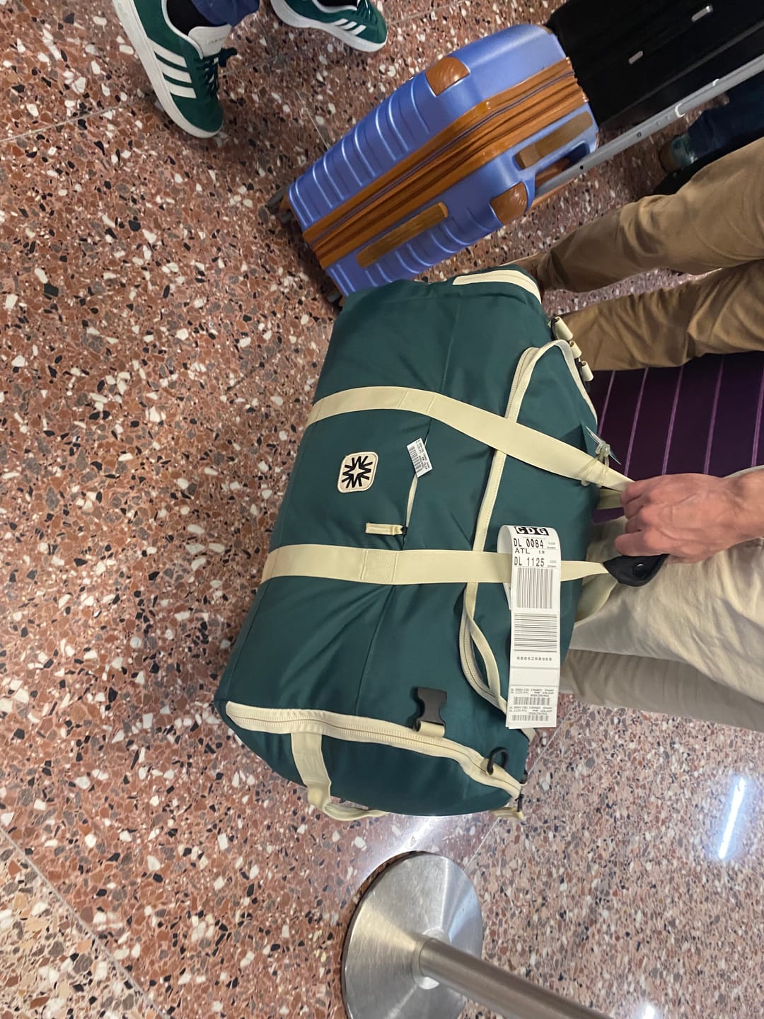 Customer photo review of Valley Duffel Bag Forest