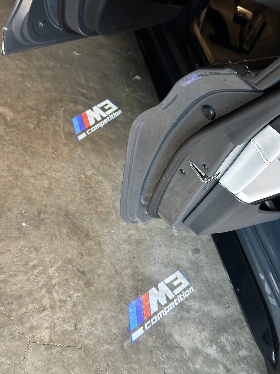 Customer photo review of BMW G SERIES DOOR LIGHTS