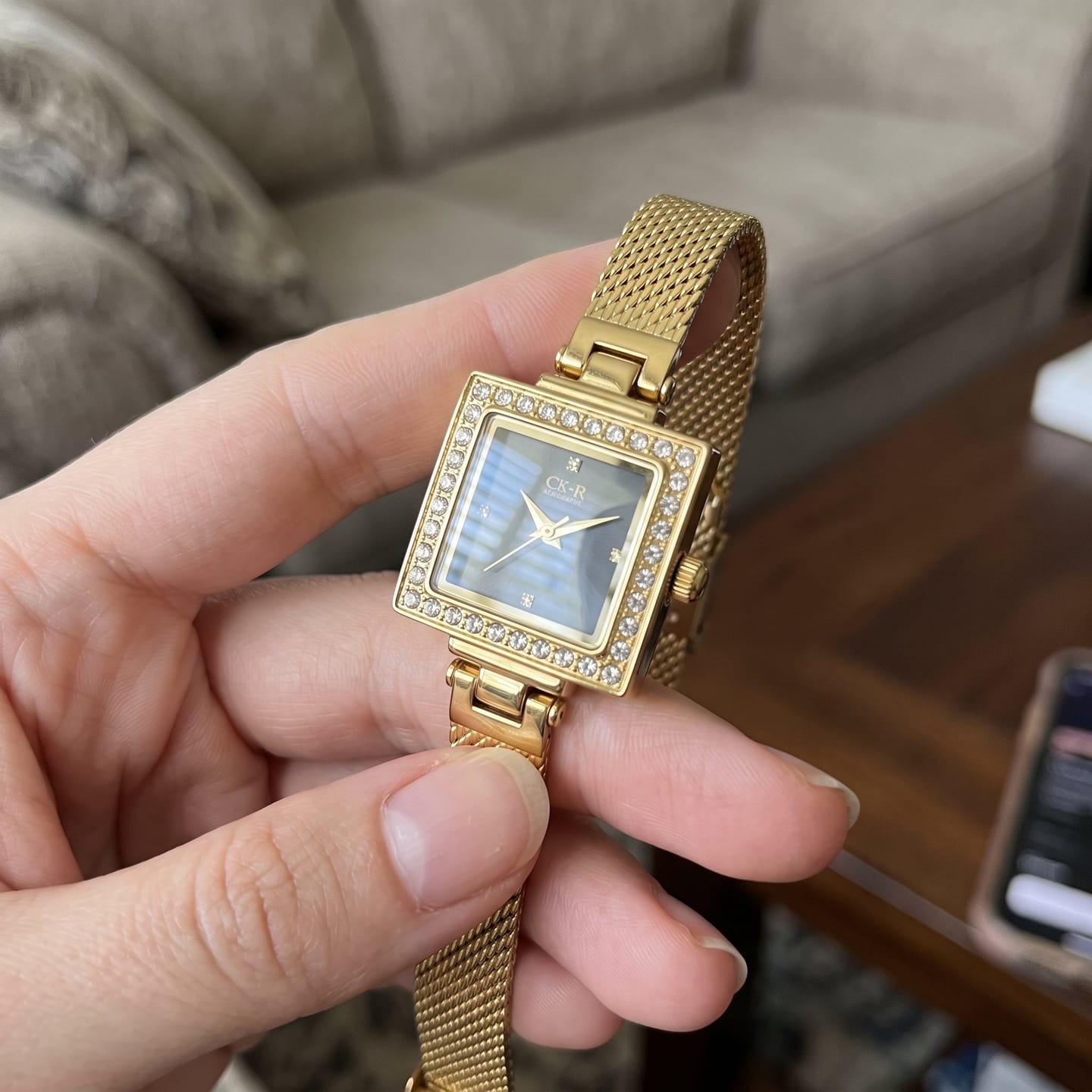 Customer photo review of Mark Fairwhale FW-3870 SOLMIRA – Women’s Quartz Watch Elegant Design