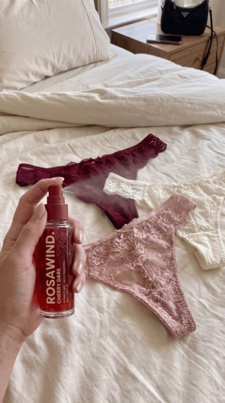 Customer photo review of Rosawind | Prebiotic Anti-Odor Intimate Comfort Mist