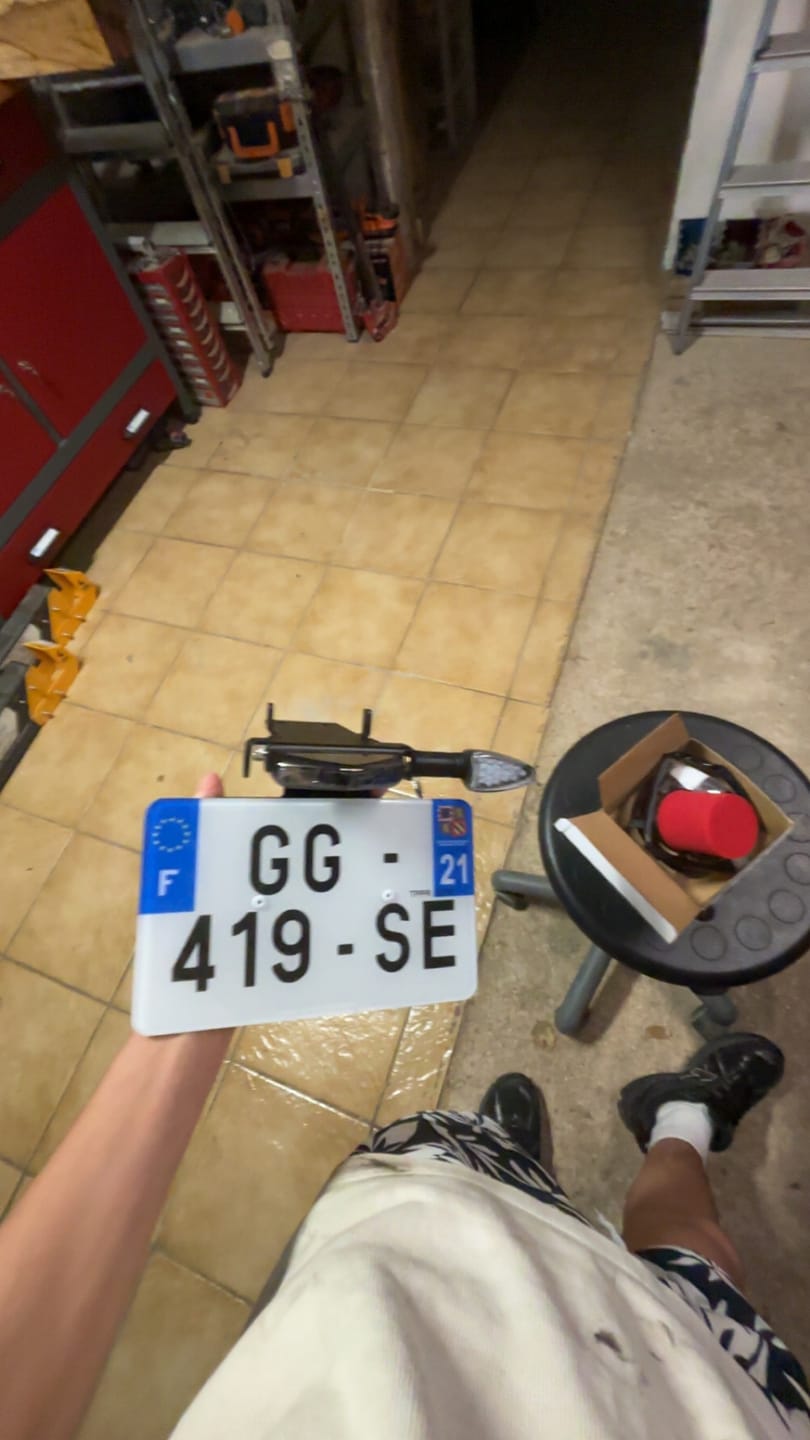 Customer photo review of Plaque moto et scooter plexiglass homologuée