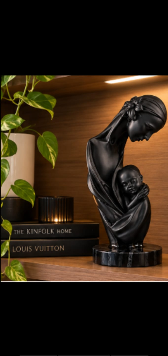 Customer photo review of Black Mother & Child Decorative Sculpture – Elegant Modern Home Décor