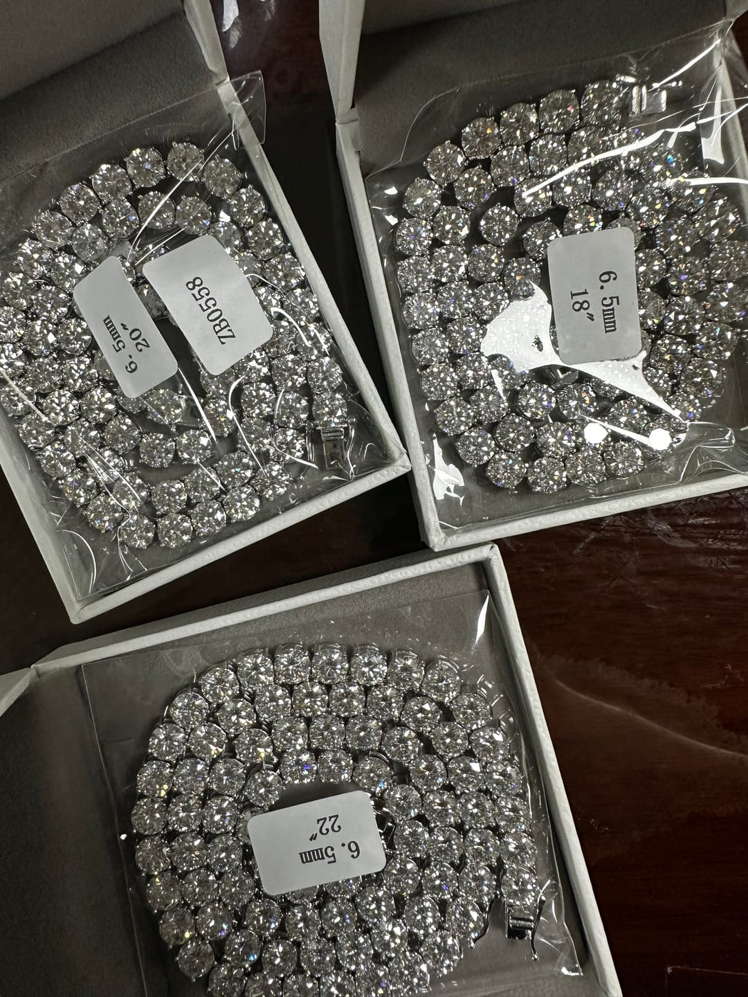 Customer photo review of 2mm 3mm 4mm 5mm 6.5mm Moissanite Tennis Necklace, 925 Silver Gold-Plated