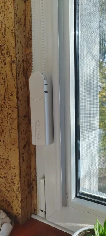 Customer photo review of Perch Smart Blind