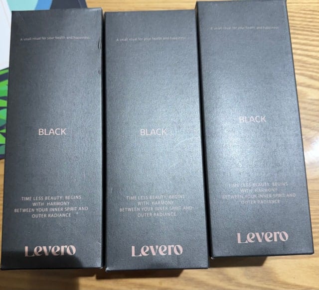Customer photo review of Levero Coloring Shampoo — PPD-Free Grey Coverage 300ml