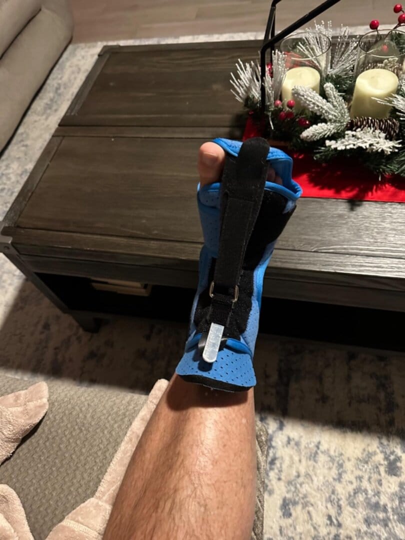 Customer photo review of Night Splint for Plantar Fasciitis