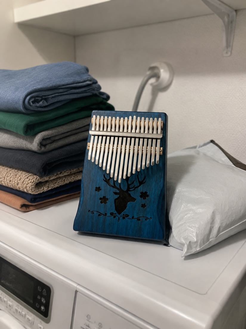 Customer photo review of Kalimba 17 Tasten - Mahagoni, Hirsch-Gravur