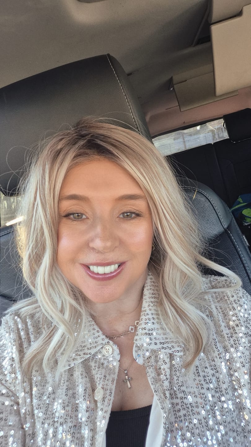Customer photo review of SPEED DIAL - Neutral Sand Blonde