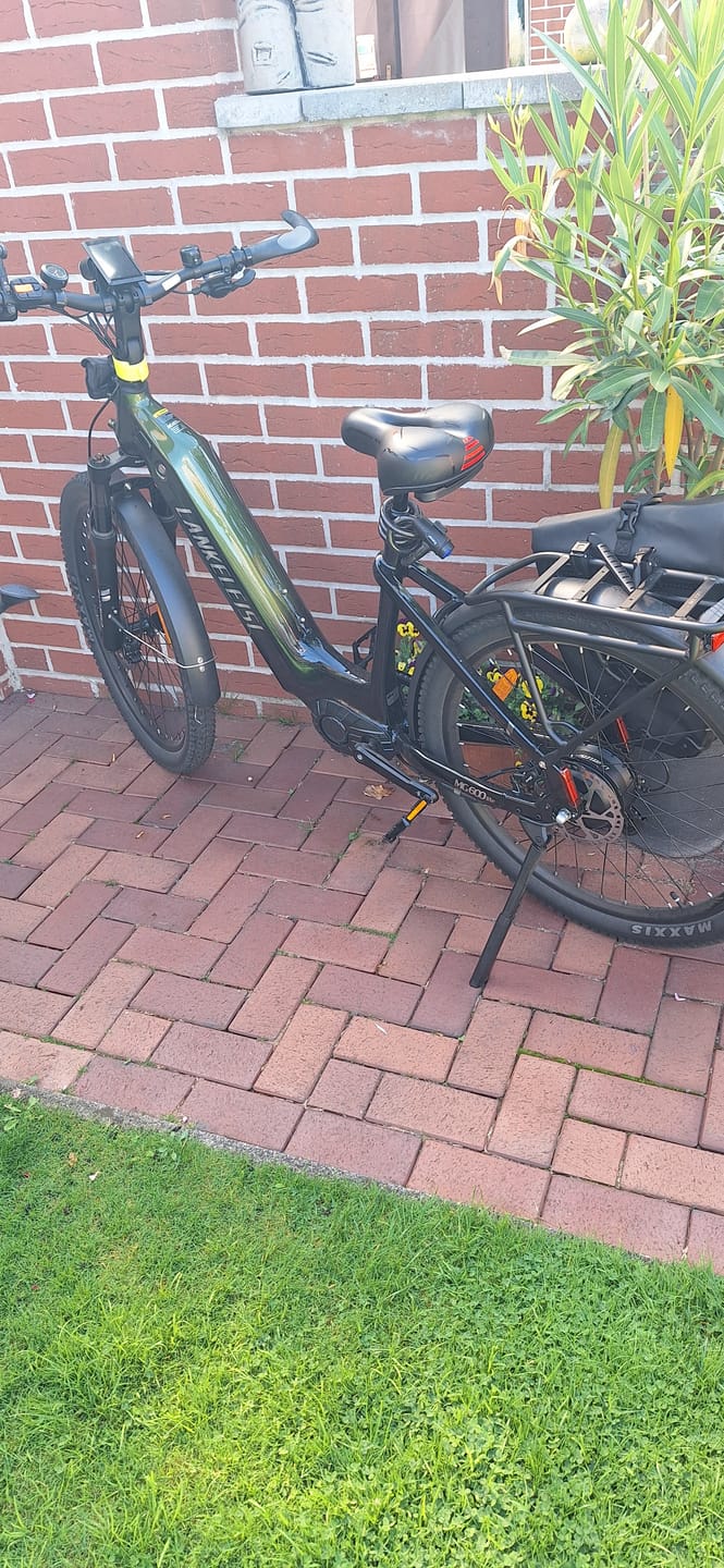 Customer photo review of Lankeleisi MG600 Lite 250W 27.5" Electric Trekking Bike 720Wh SUV E-bike with Switchable Sensor 36V 20Ah Battery