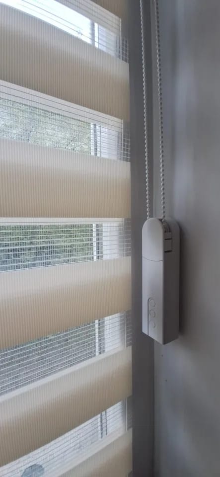 Customer photo review of Perch Smart Blind