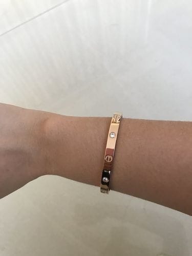 Customer photo review of LOVE BRACELET 6.1MM 4 DIAMONDS