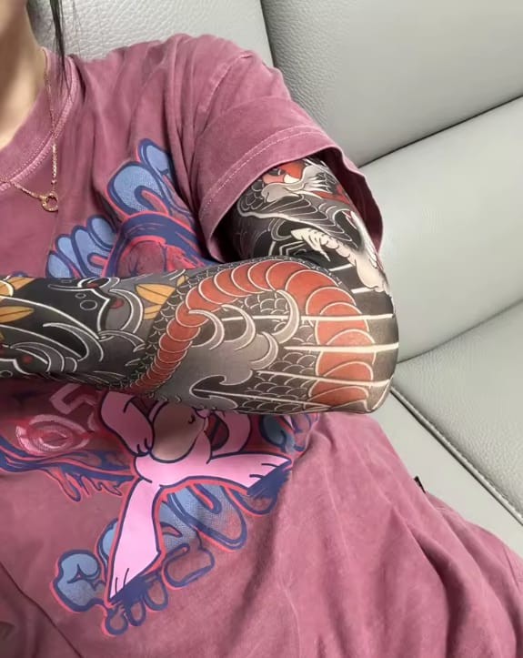 Customer photo review of Tatelio® - Invisible Tattoo Mesh