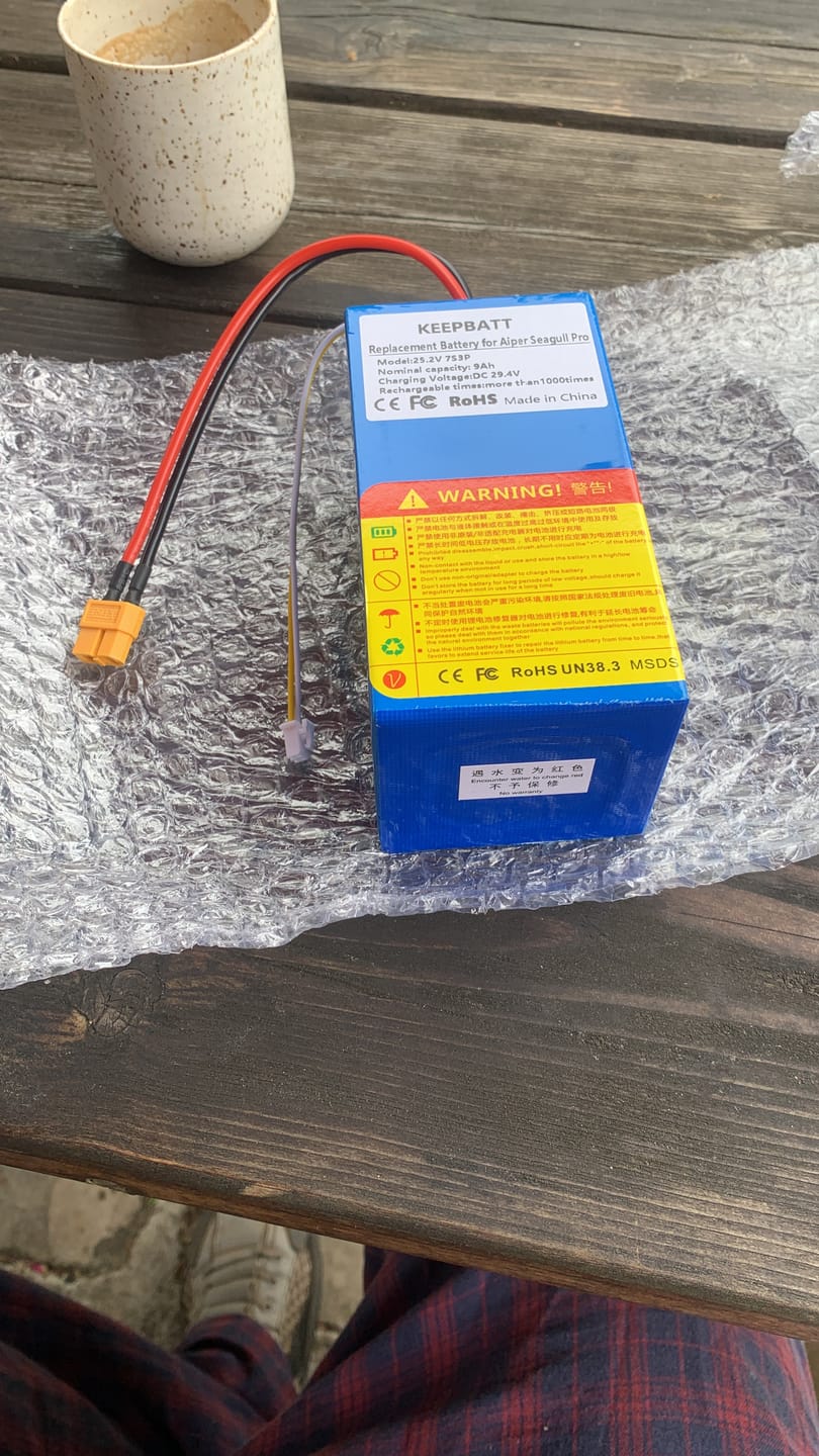 Customer photo review of KEEPBATT 24V 25.2V 9Ah Replacement Battery Pack for Aiper Seagull Pro HYY0345224