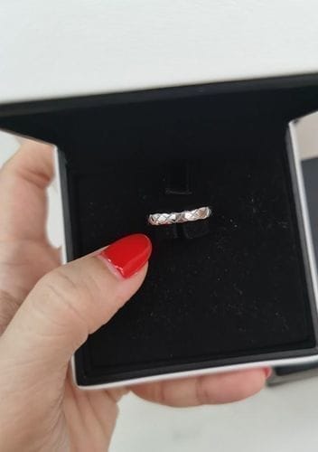 Customer photo review of CRUSH MINI CLASSIC RING