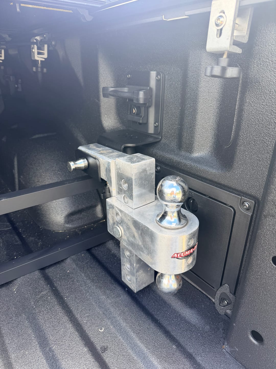 Customer photo review of Hitcholder™ Receiver - Ford BoxLink