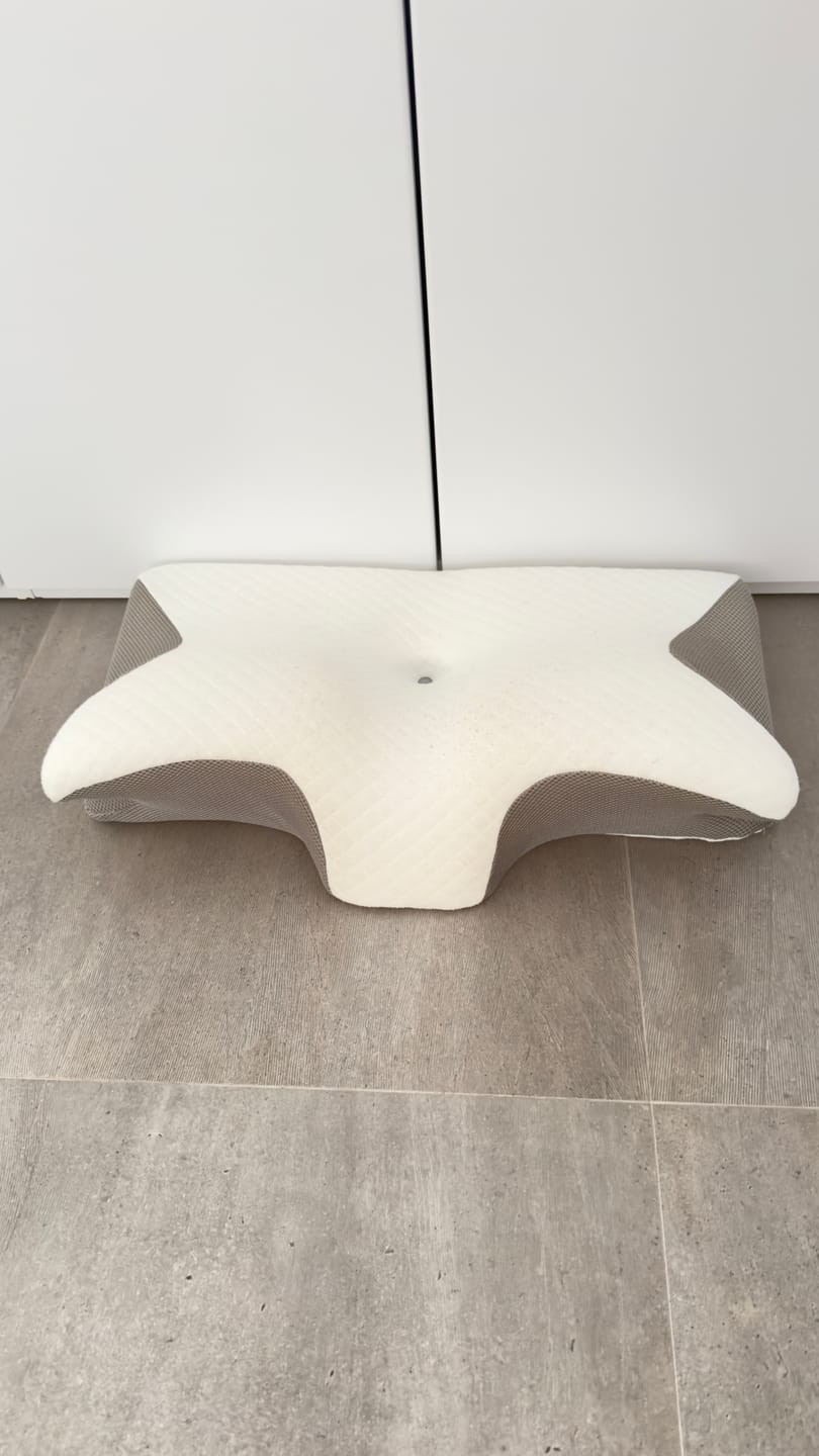 Customer photo review of Almohada Cervical Ergonómica Viscoelástica