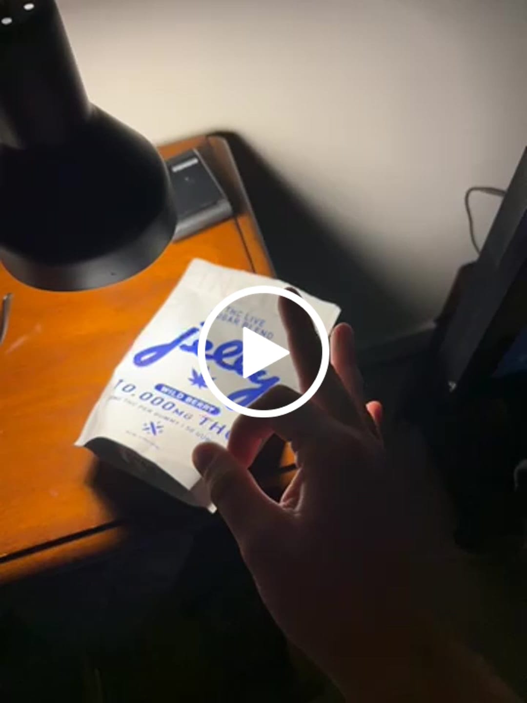 Customer video review of Jelly 10,000mg THC Live Sugar Blend Gummies — Wild Blueberry