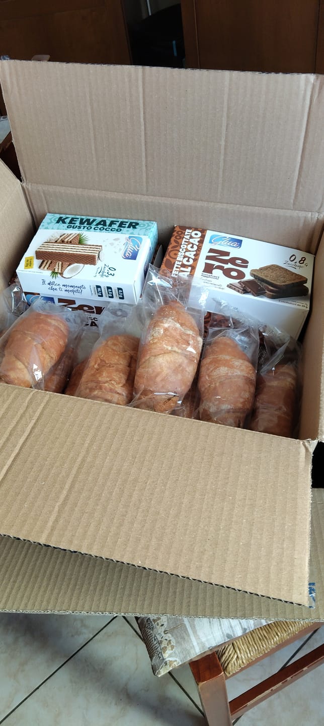 Customer photo review of Crostatine con crema al cioccolato
