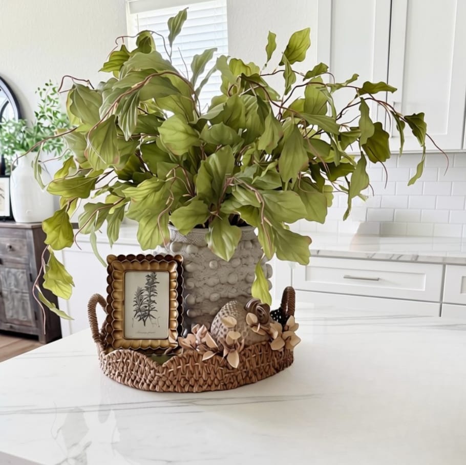Customer photo review of Braided Scalloped Seagrass Tray