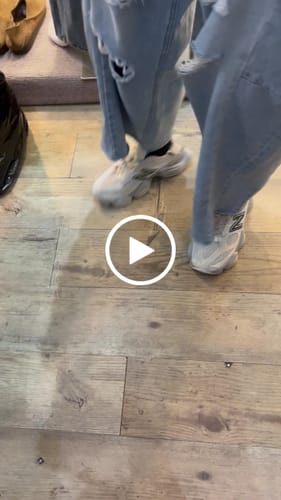 Customer video review of 【日本限定款 】New Balance U9060 Summer Sea Salt 奶油色 U90609IH