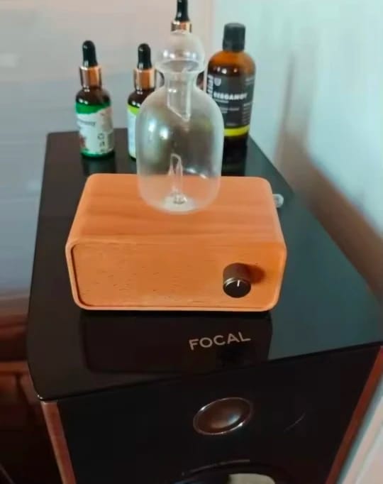 Customer photo review of Waterless Essential Oil Diffuser – Wood & Glass