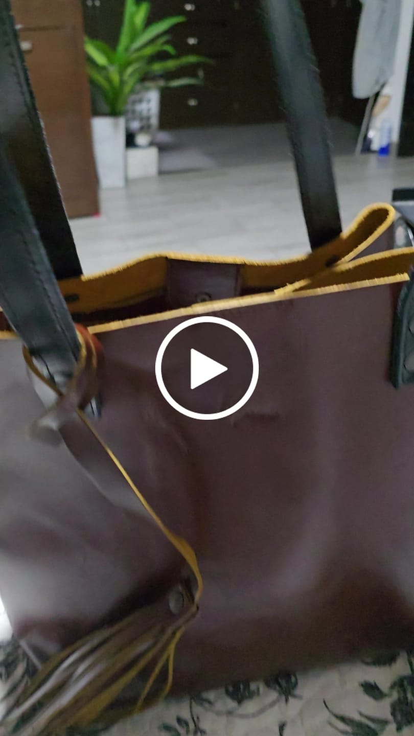 Customer video review of Bolsa Dama Tote 100% Piel Mod.  *Pull up Negro*  + 💄Cosmetiquera 👝 Gratis!!