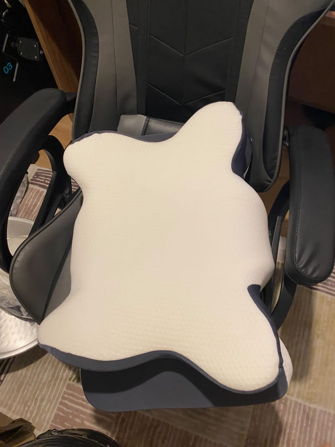 Customer photo review of Timoties Ortopedik Visco Boyun Yastığı