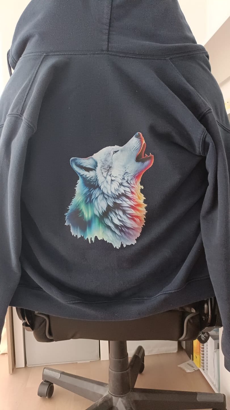Customer photo review of Bügelbild Wolf Polarlichtgesang