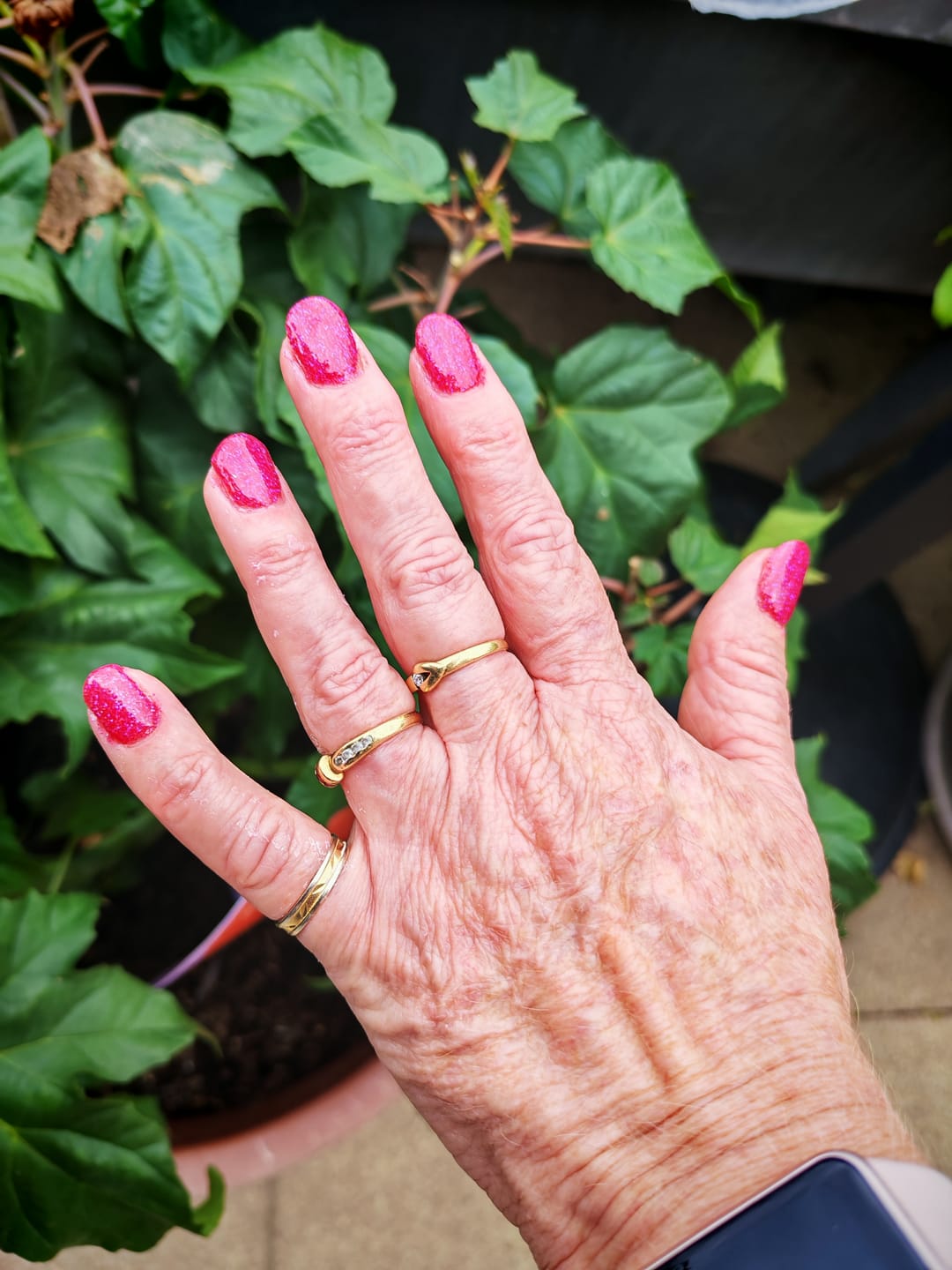 Customer photo review of Candy Pink Glitter Dipping Powder