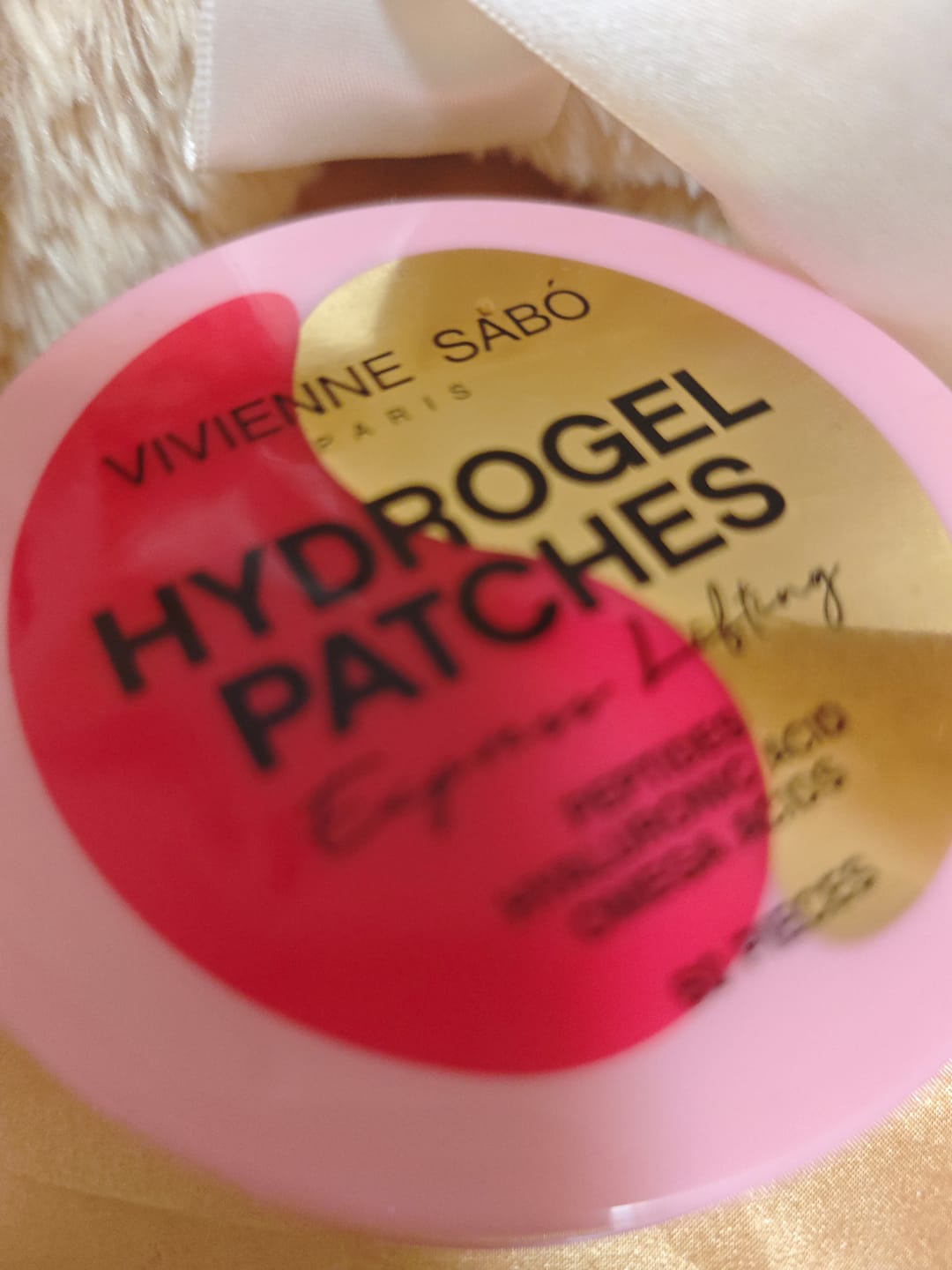 Customer photo review of Хиалуронови хидрогел пачове с колаген Vivienne Sabo