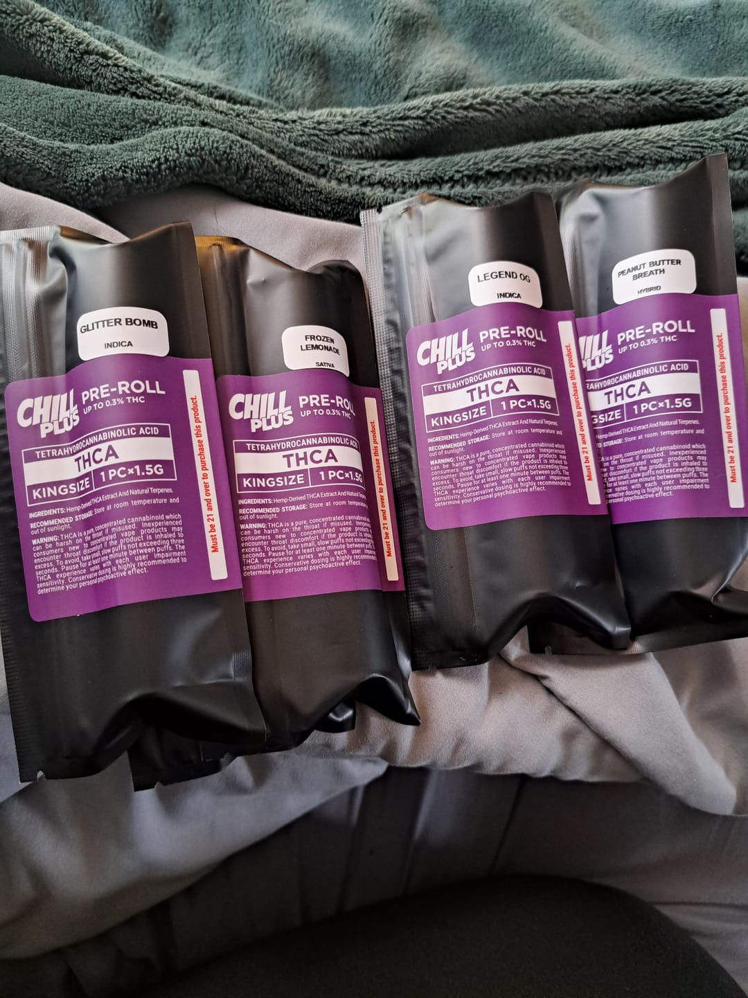 Customer photo review of Glitter Bomb - Indica 1.5g Pre-Roll