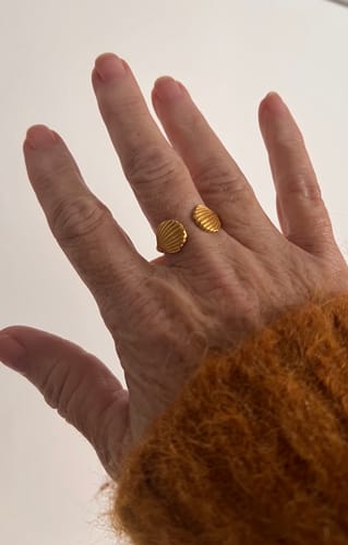 Customer photo review of BEACHCOMBER RING