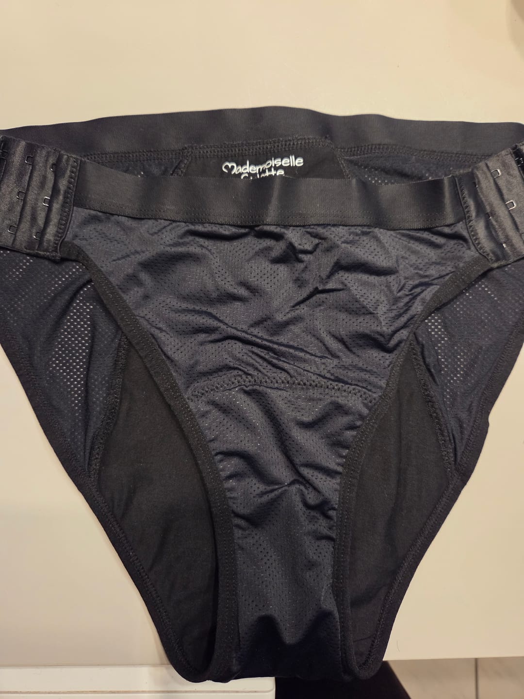 Customer photo review of Culotte Menstruelle Respirante Détachable Claire (Nouveauté)